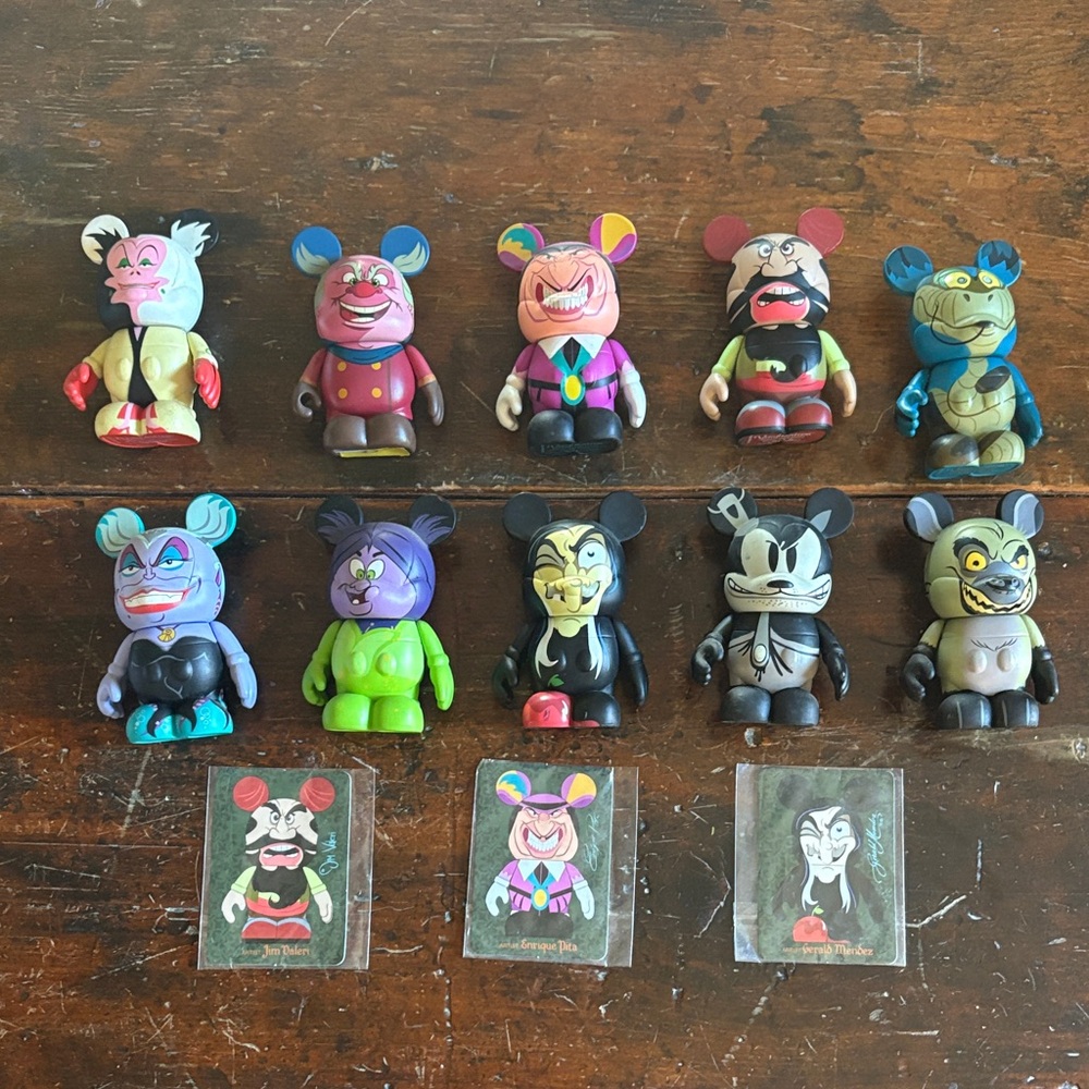 10 Disney Vinylmation Collectible Figurines from The Villians Series 1